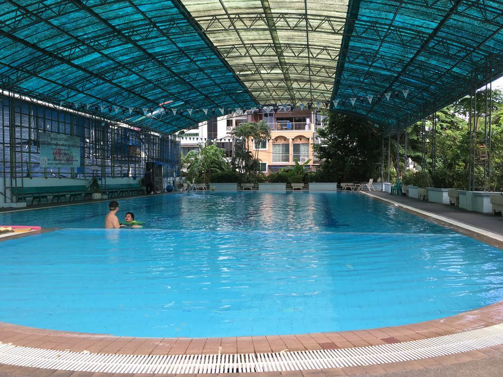 Park Avenue@Huamark Bangkok Dış mekan fotoğraf
